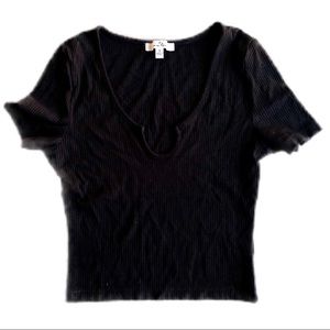 Black crop top. Stretchy.